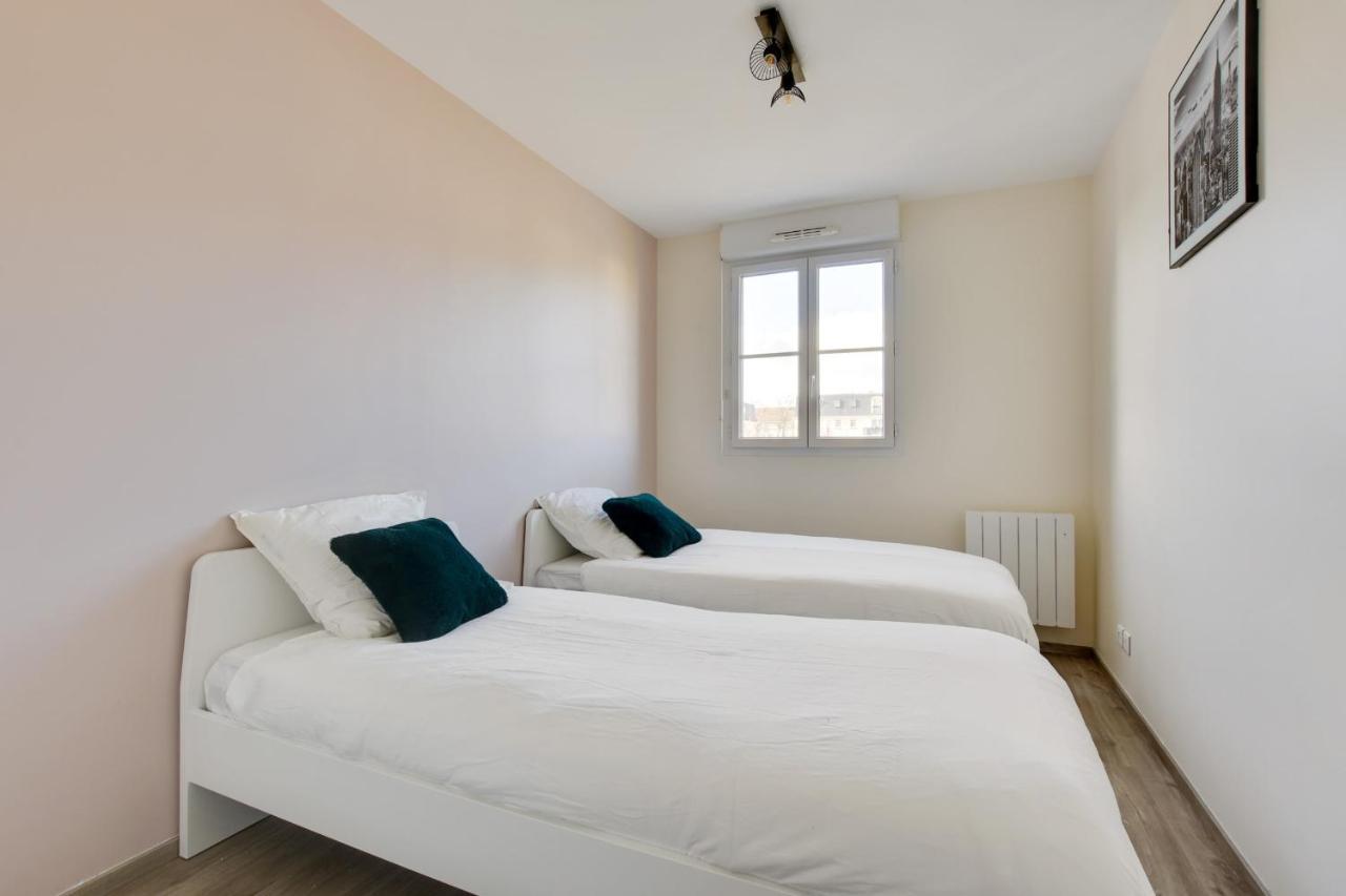 Appart Cosy Quartier Calme Hyper Centre Parking Daire Magny-le-Hongre Dış mekan fotoğraf